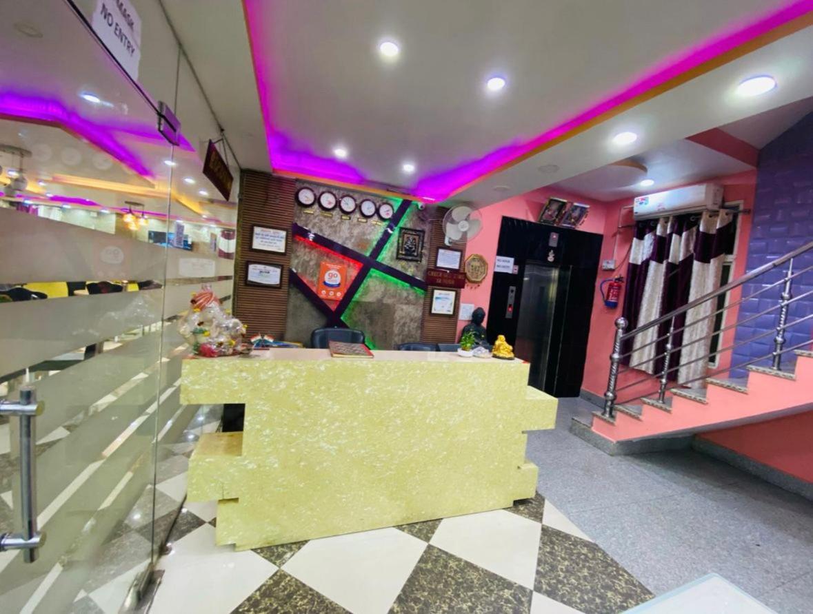 Basant Vihar International Hotel Gaya Bagian luar foto