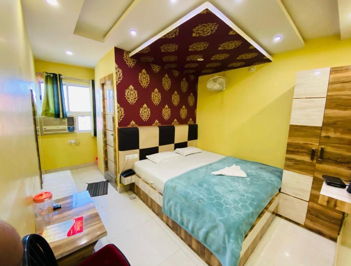 Basant Vihar International Hotel Gaya Bagian luar foto